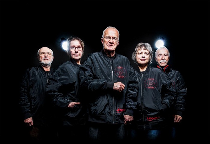 Image:Елитният отбор по Counter-Strike на Lenovo!