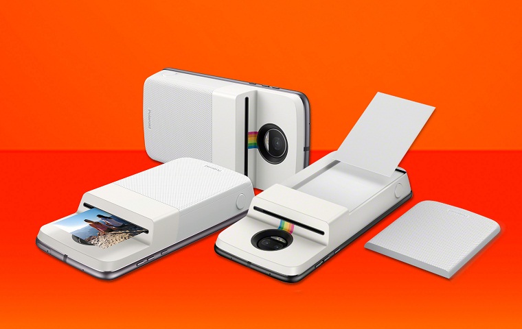 Image:Snap it. Shoot it. Print it. Новият moto mod - Polaroid Insta-Share Printer