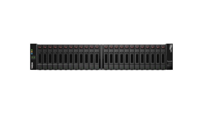 Image:Lenovo представи своето най-голямо и най-богато портфолио от сървъри, сториджи, мрежови устройства и софтуер.