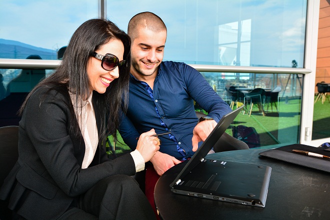 Image:ThinkPad X1 YOGA – 2 в 1 устройство с OLED екран