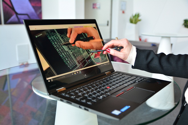 Image:ThinkPad X1 YOGA – 2 в 1 устройство с OLED екран